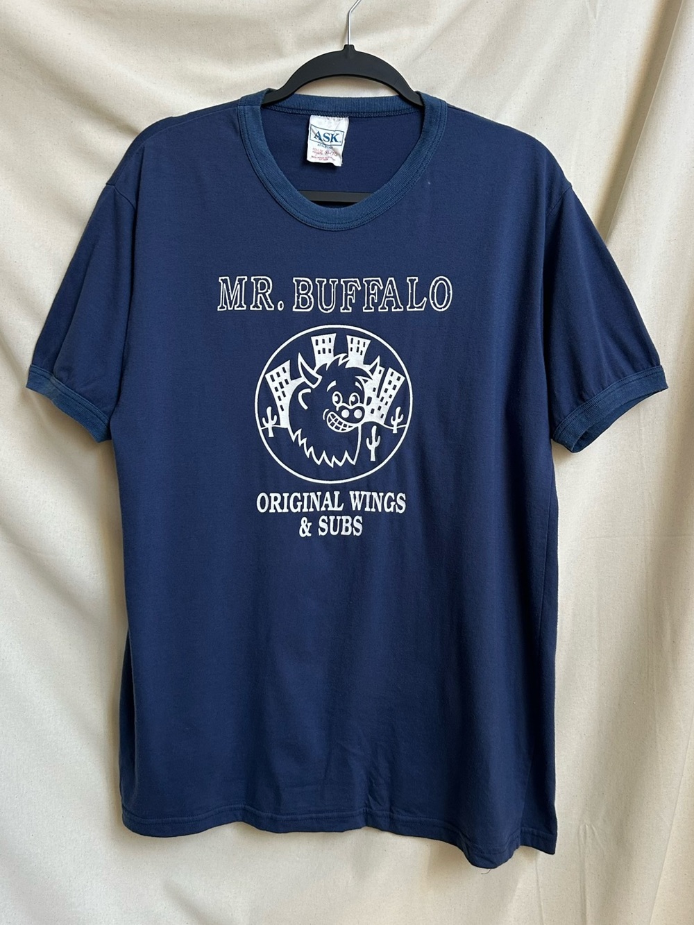 80s vintage Mr Buffalo wings t-shirt ringer tee restaurant cartoon animal